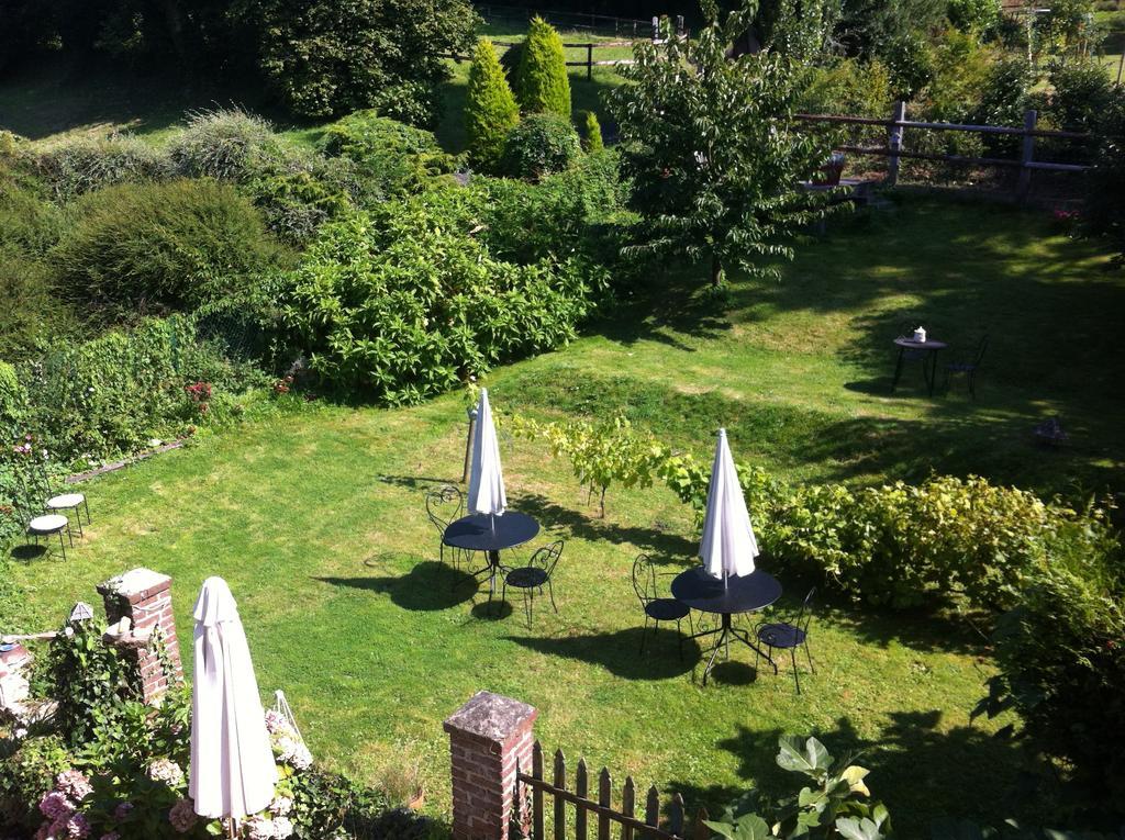 La Maison De La Plage - La Cerisaie Bed & Breakfast Honfleur Eksteriør bilde